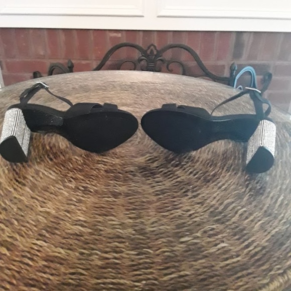 Caparros Shoes - Picture 5 of 5